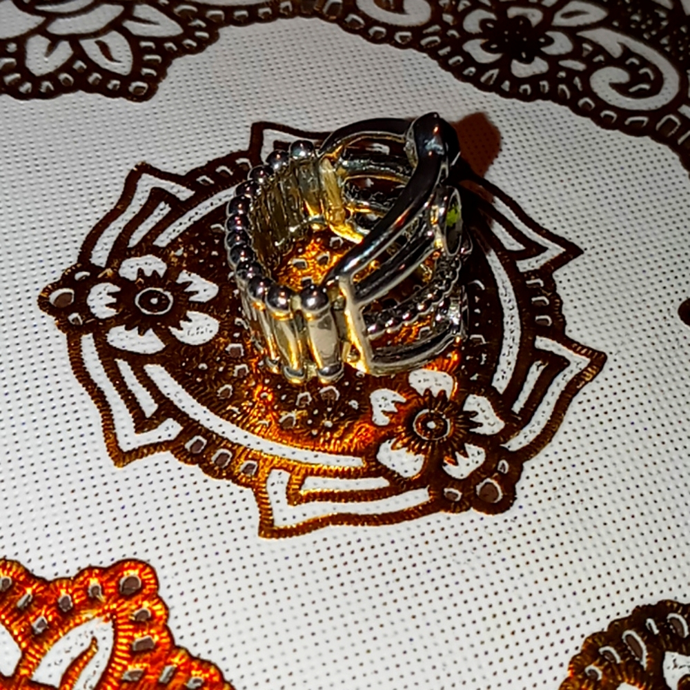 Ring - Picture 2 of 2